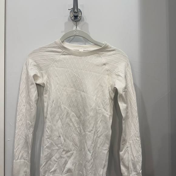 lululemon athletica Tops - Lululemon Cable Knit White Swiftly Tech Long Sleeve